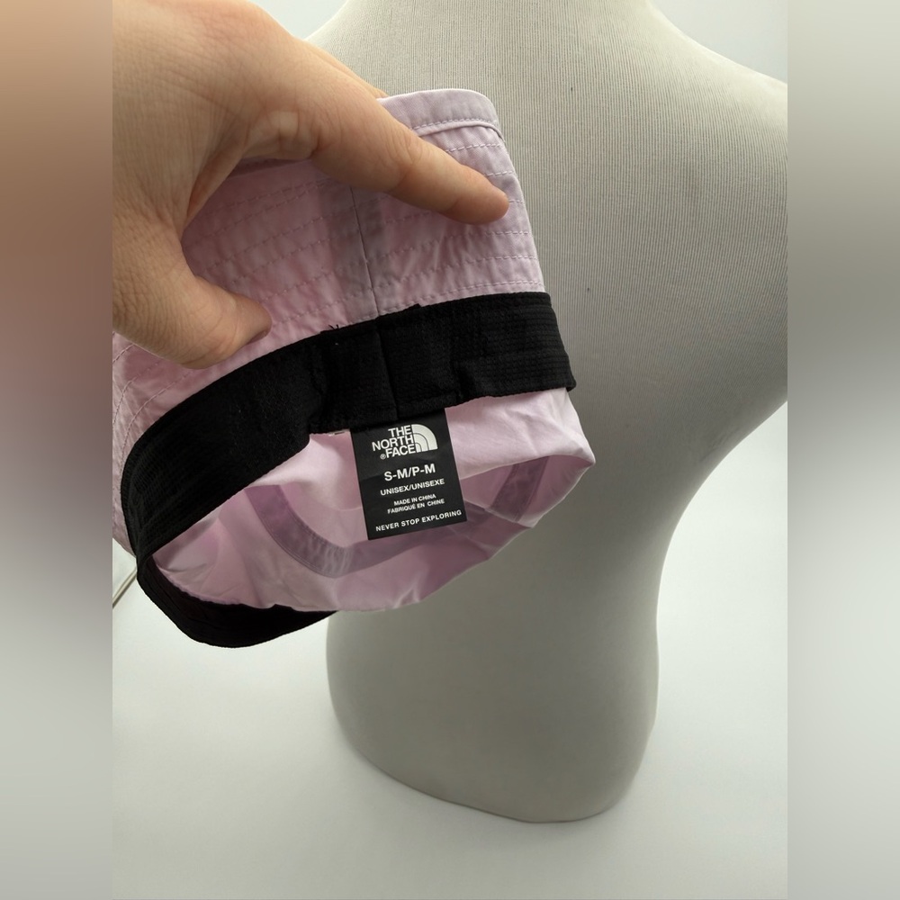The North Face UNISEX Cypress Bucket Hat Lavender Fog Color Sz S-M - Picture 6 of 7
